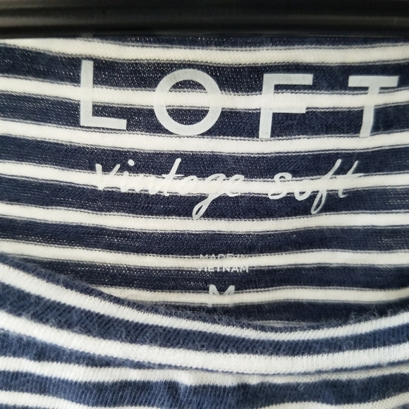 Loft - Vintage Soft  Top  Size Medium - Picture 6 of 6